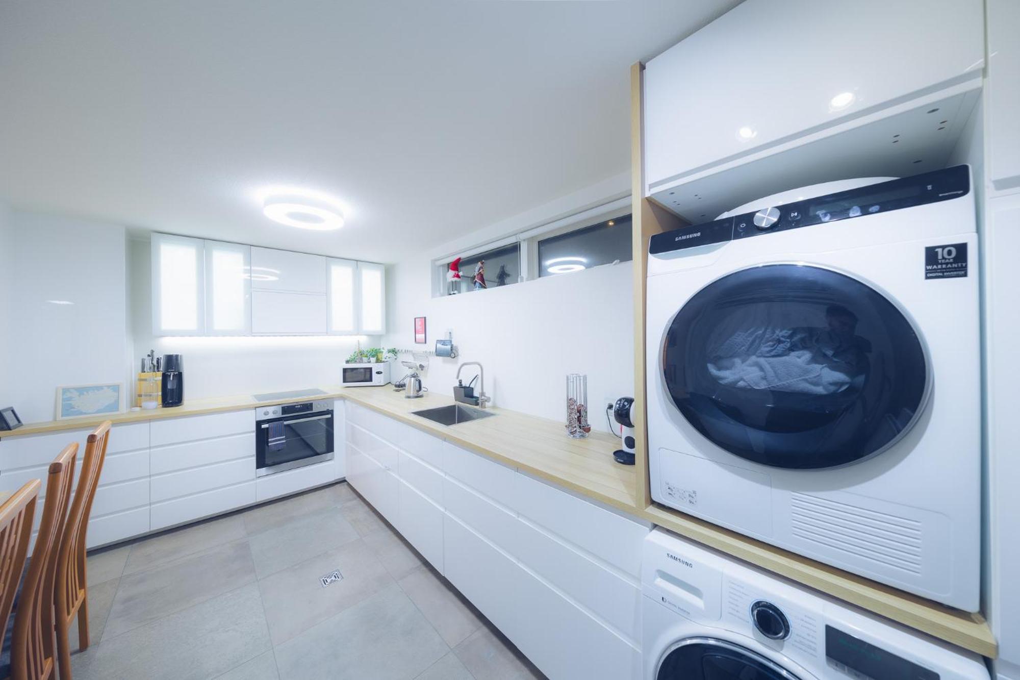 Smart Luxury - Private Gym, Hot Tub & Sauna Keflavik Bagian luar foto